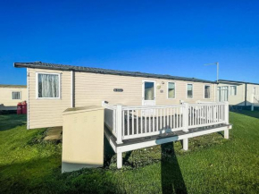 Brilliant 8 Berth Caravan At California Cliffs In Norfolk Ref 50009F
